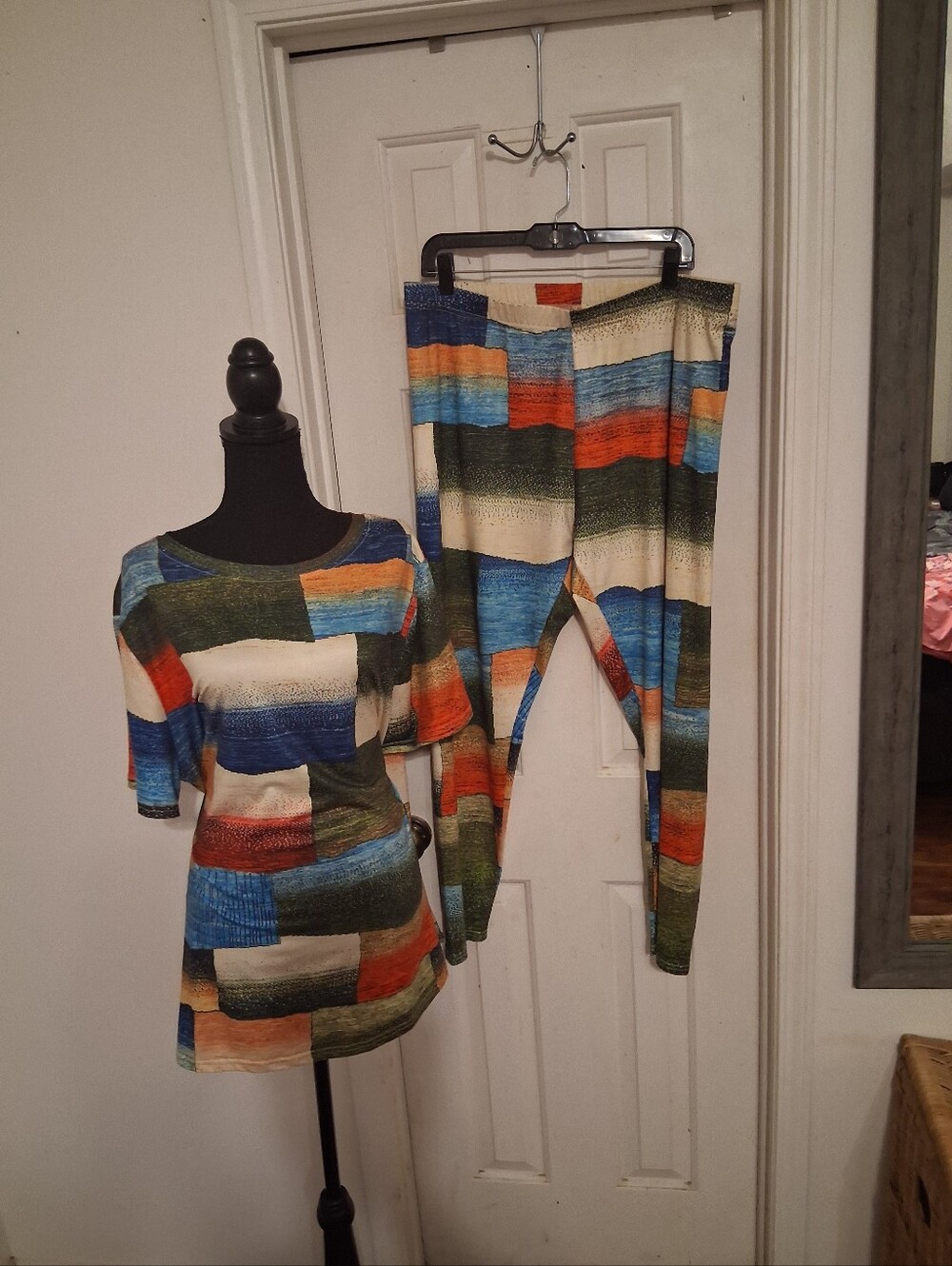 Multicolor Striped Knit Pants & Top Set - Women's - Picture 8 of 8